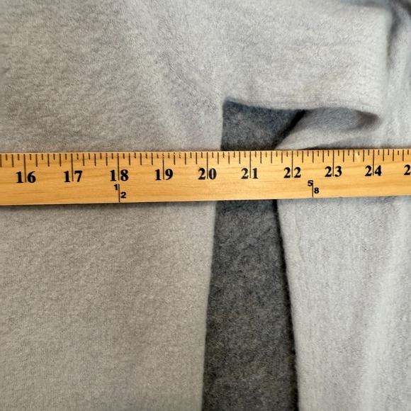 Vince 100% Seered Cashmere Sweater Womens XS Relaxed Raglan Crew Knit Designer - Picture 6 of 9